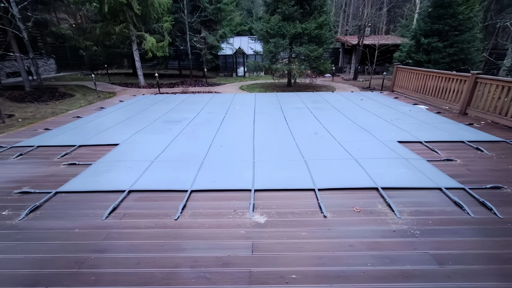 Покрывало для бассейна Laguna Cover Mesh в Орске